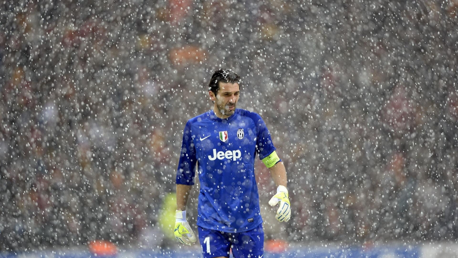 开云体育登录-头撞南墙！德国战车被尼斯钢铁防线碾碎，孔德这课给弗里克上明白了