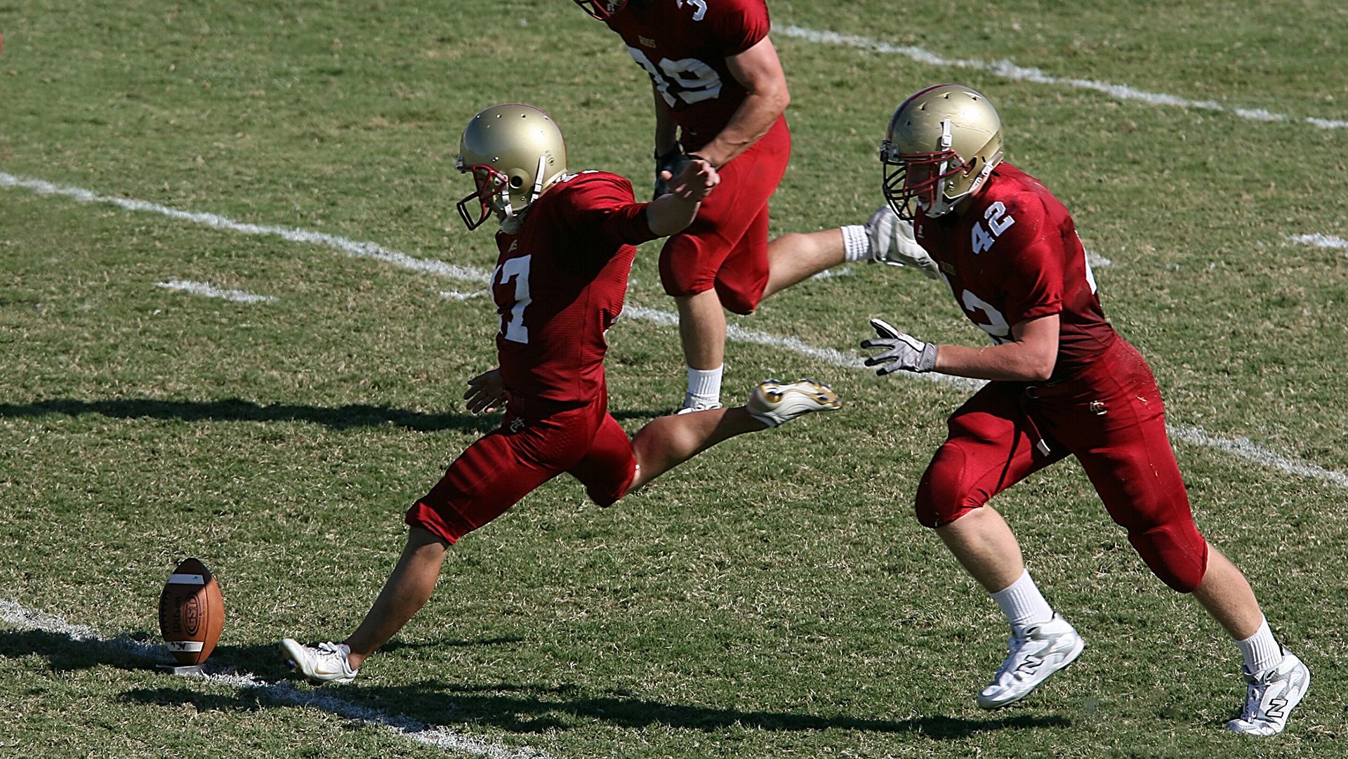 开云体育app-跨界接管！布伦森的篮球统治力与F1赛道的冠军启示